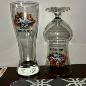 Rainforest Cafe Glass